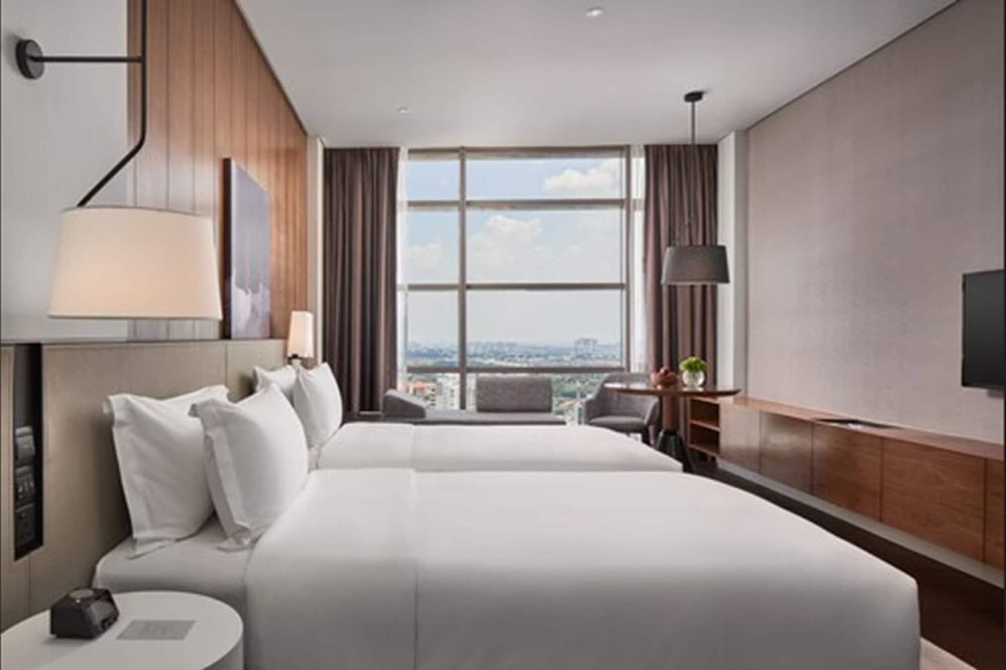 Le Meridien Петалінг-Джая Екстер'єр фото